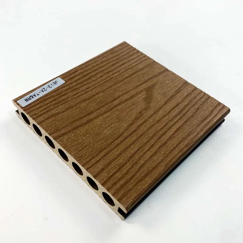 WPC outdoor flooring (4).jpg