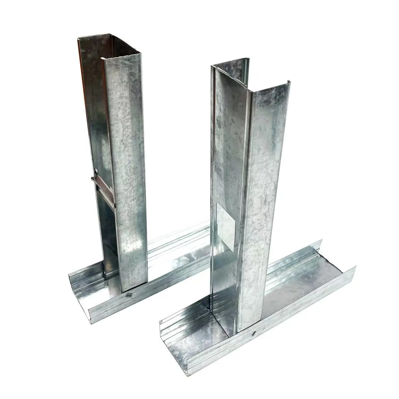 輕鋼龍骨有很多...